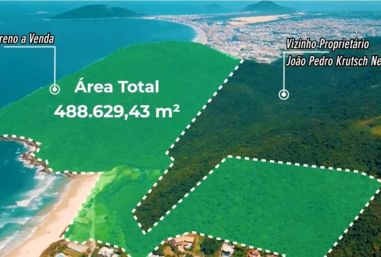 Flo200 - Plot Praia Brava in Florianópolis.