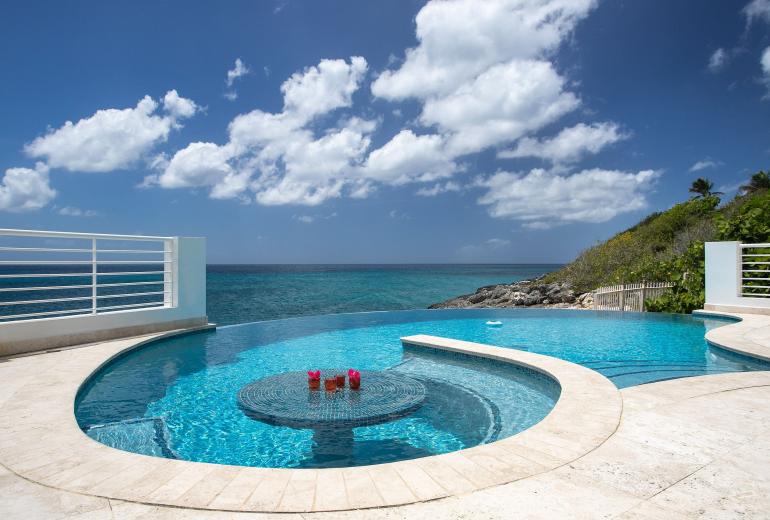 Sxm059 – Oceanview villa with pool in Cupecoy