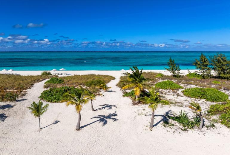 Tci018 – Villa de luxo à beira-mar em Grace Bay
