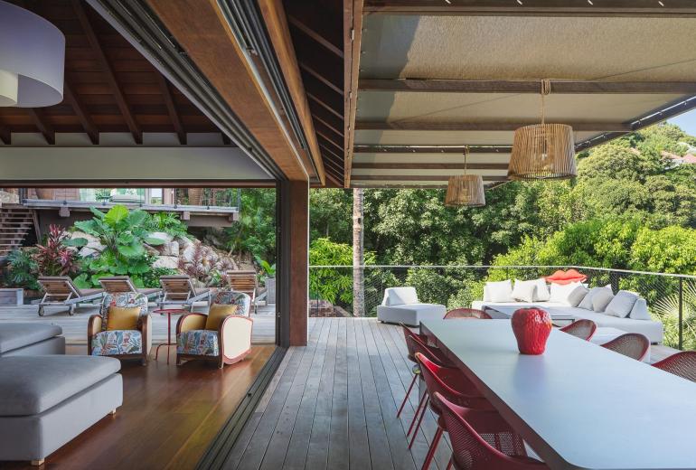 Stb004 – Villa contemporánea con vistas al mar en St. Jean
