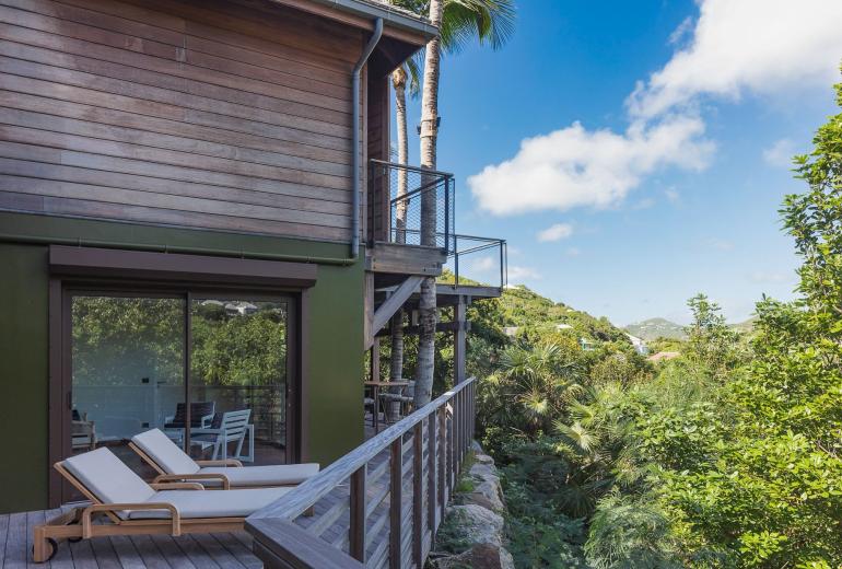 Stb004 – Villa contemporánea con vistas al mar en St. Jean