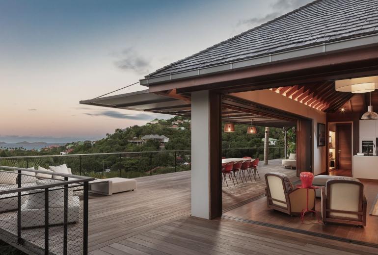 Stb004 – Villa contemporánea con vistas al mar en St. Jean