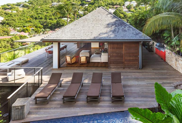 Stb004 – Villa contemporánea con vistas al mar en St. Jean