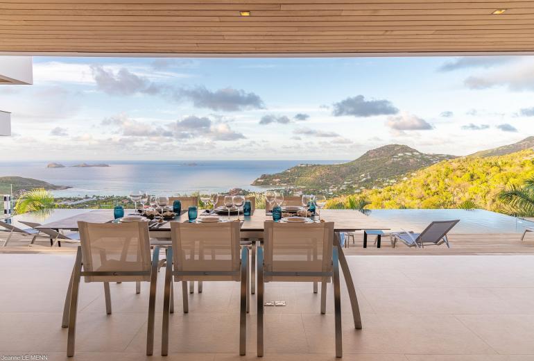 Stb007 – Modern villa with ocean views in Lurin