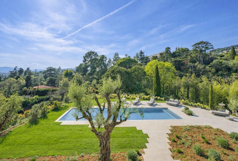 Azu128 – Elegante villa con jardín, piscina en Cannes