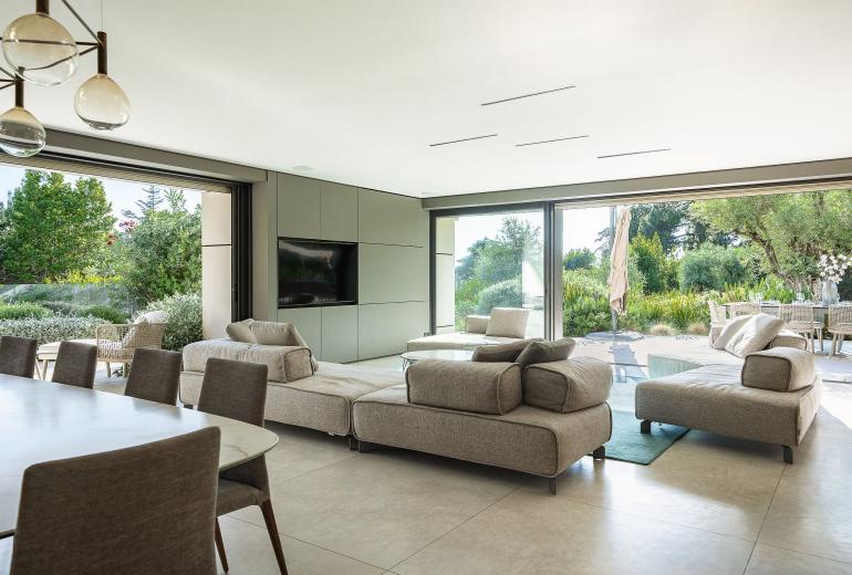 Azu128 – Elegante villa con jardín, piscina en Cannes