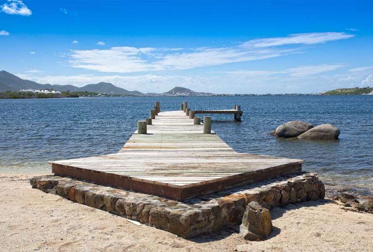 Sxm026 – Villa con playa privada en Terres Basses