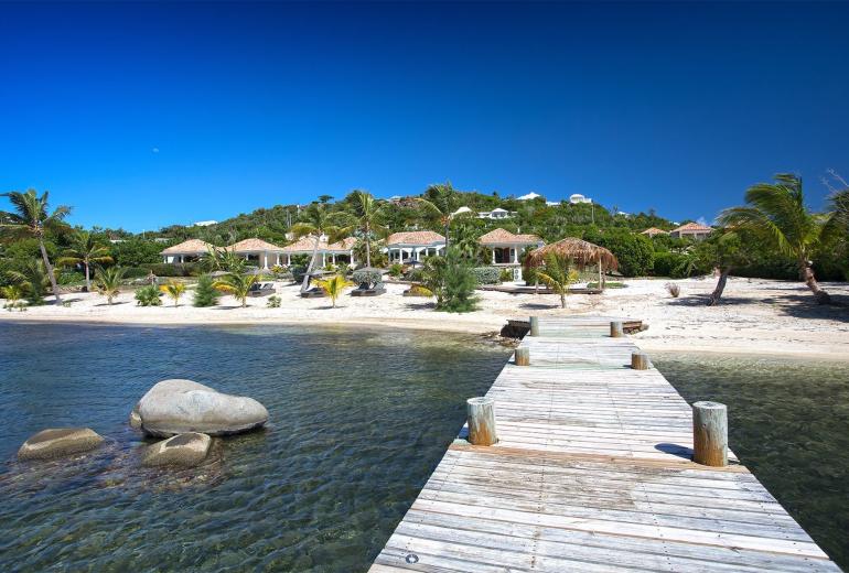 Sxm026 – Villa con playa privada en Terres Basses