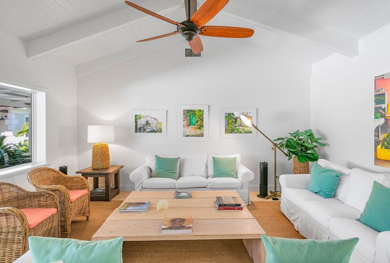 Bhs021 - Villa frente al agua con piscina privada en Great Exuma