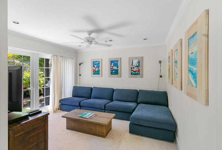 Bhs021 - Villa frente al agua con piscina privada en Great Exuma