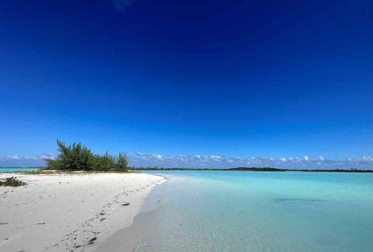 Bhs032 - Villa com vista para o oceano e piscina em Exuma