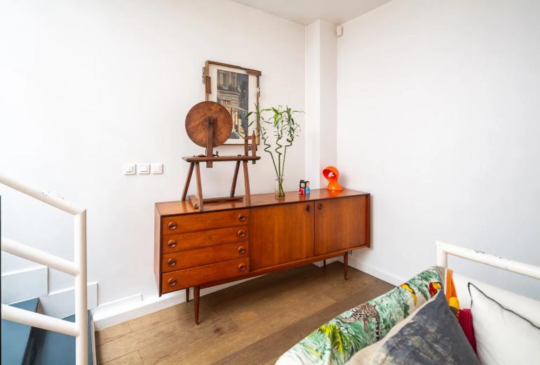 Par036 - Rare Townhouse with Terraces in the Heart of Paris’ 17th Arrondissement