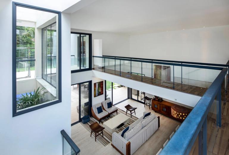 Ang045 - Luxurious Mansion for Sale in Porto Frade, Angra dos Reis