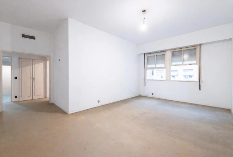 Rio331 - Apartamento para reformar à venda em Copacabana