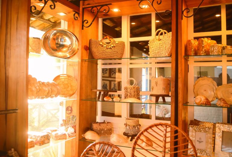 Tab001 - Beachfront boutique inn and restaurant in Camurupim Beach