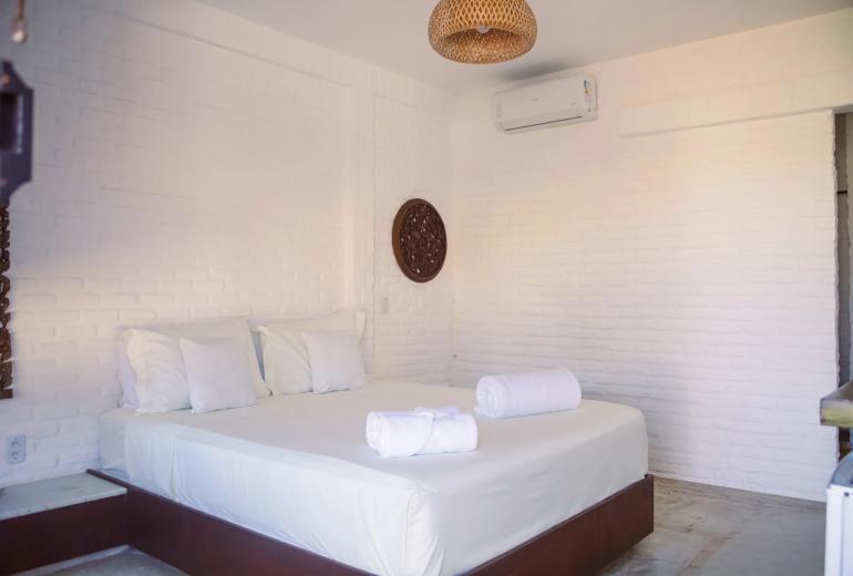 Tab001 - Beachfront boutique inn and restaurant in Camurupim Beach